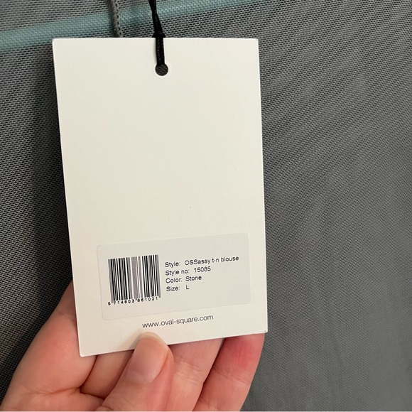 Oval Square - Ossassy Top - L - Picture 5 of 9